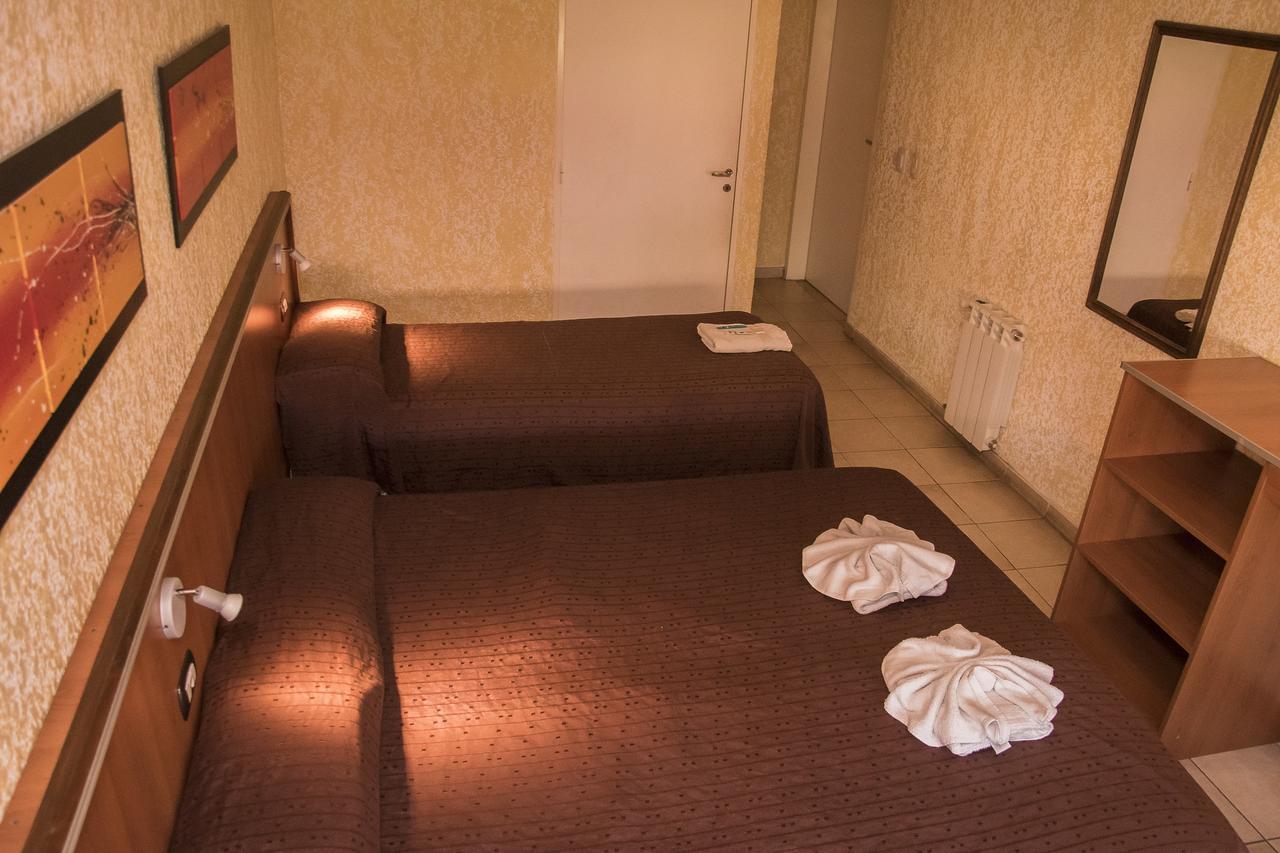 Hotel Saint Tropez Βίλα Κάρλος Παζ Δωμάτιο φωτογραφία