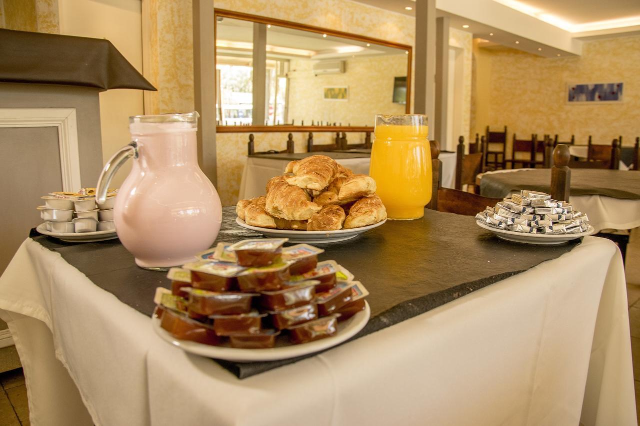 Hotel Saint Tropez Βίλα Κάρλος Παζ Εξωτερικό φωτογραφία